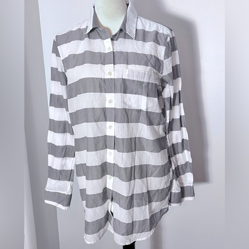 BANANA REPUBLIC SZ M SOFT WASH LONG SLEEVE COTTON BUTTON FRONT GRAY WHITE STRIPE